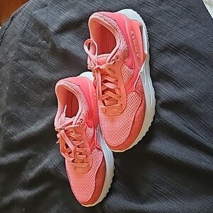 Nike Women's Athletic Shoes - Pink and White